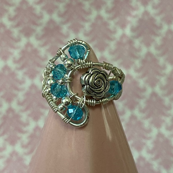 Handmade Wire weaved ring - Picture 5 of 5